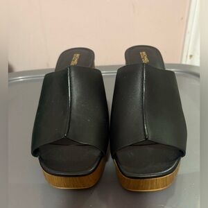 ⭐️MICHAEL Michael Kors Black Leather Slide Mules with Wood-Effect Platform